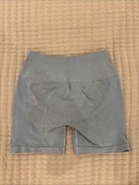 Alphalete Amplify shorts